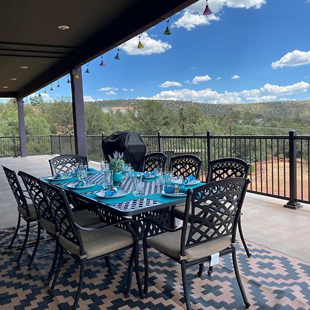 Close To Fresh Creek! Sleeps 12 ~ Amazing Views W/Serene Open Space ~ Hot Tub + Game Room ~ Trails Outside Sedona Kültér fotó